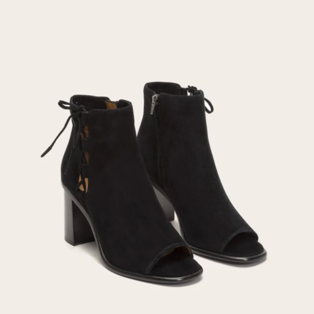 SALE New in Box Frye Amy Ghillie Peep Toe Bootie